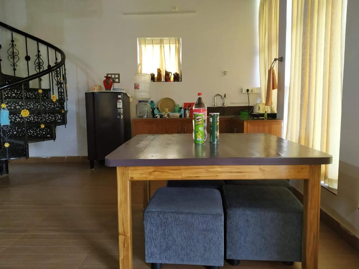 Waves Beach House 퐁디셰리 외부 사진