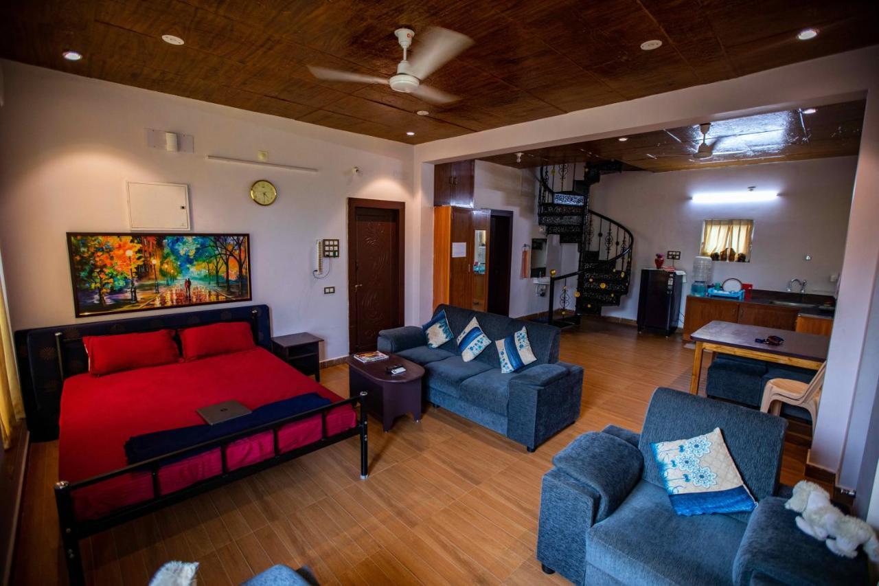 Waves Beach House 퐁디셰리 외부 사진